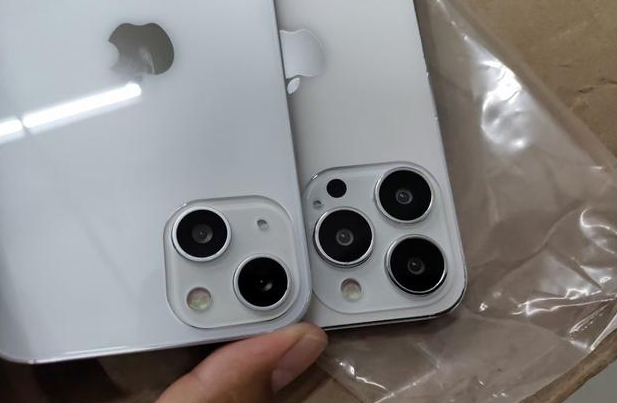 雅安苹果手机维修分享iPhone 13‌机模长什么样 